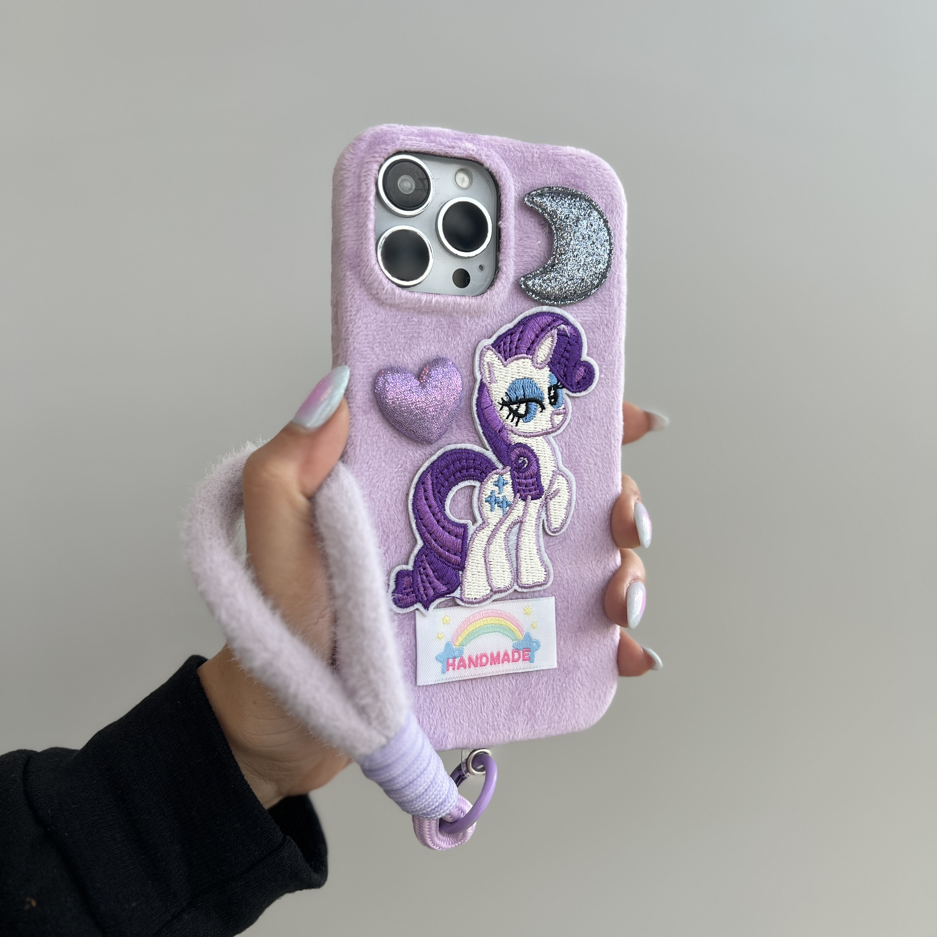 قاب کاور گارد یونیکورن مخملی لاکچری با بند آویز دخترانه آیفون۱۳ / آیفون ۱۳ / iphone13 / iphone 13