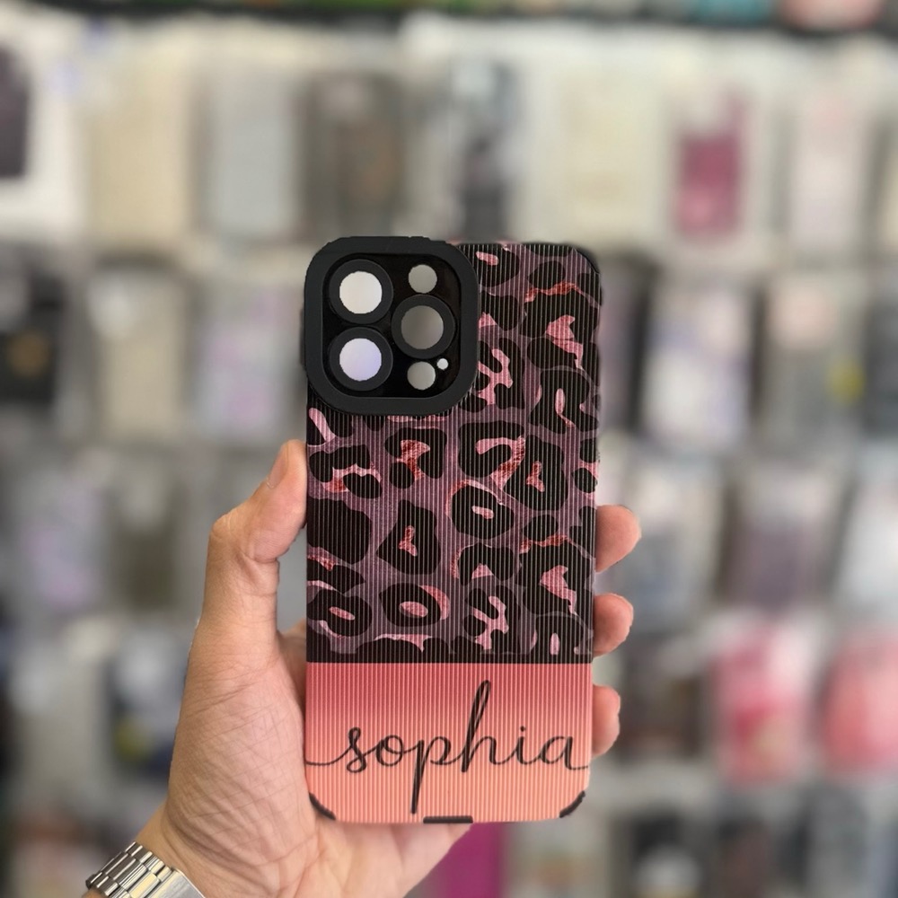 قاب کاور گارد پلنگی دخترونه sofia برای گوشی موبایل آیفون 13 پرومکس  /  13پرومکس / iphone 13 promax / iphone13promax