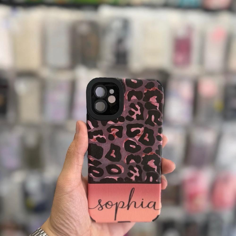 قاب کاور گارد پلنگی دخترونه sofia برای گوشی موبایل آیفون11 / آیفون 11 / iphone 11 / iphone11