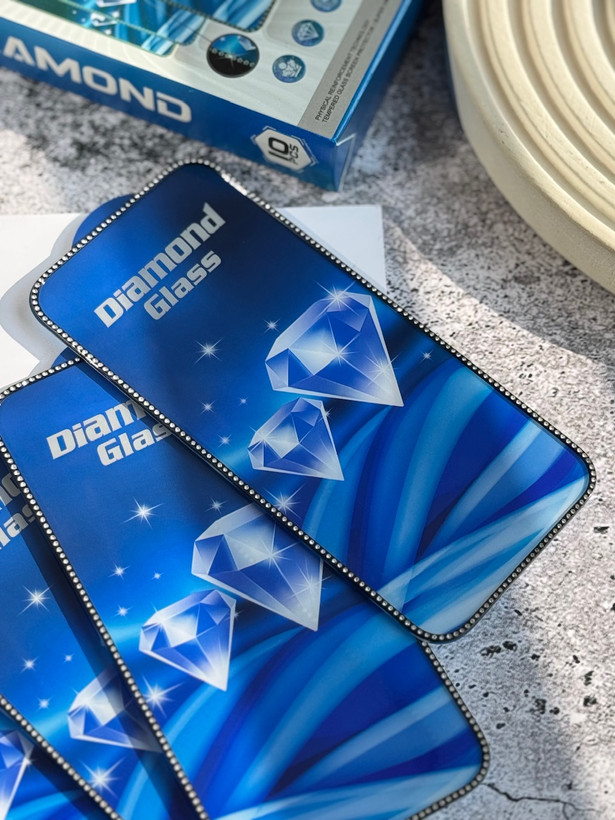 گلس نگین دار دخترانه iPhone 16 / iphone16 / آیفون16 / آیفون 16