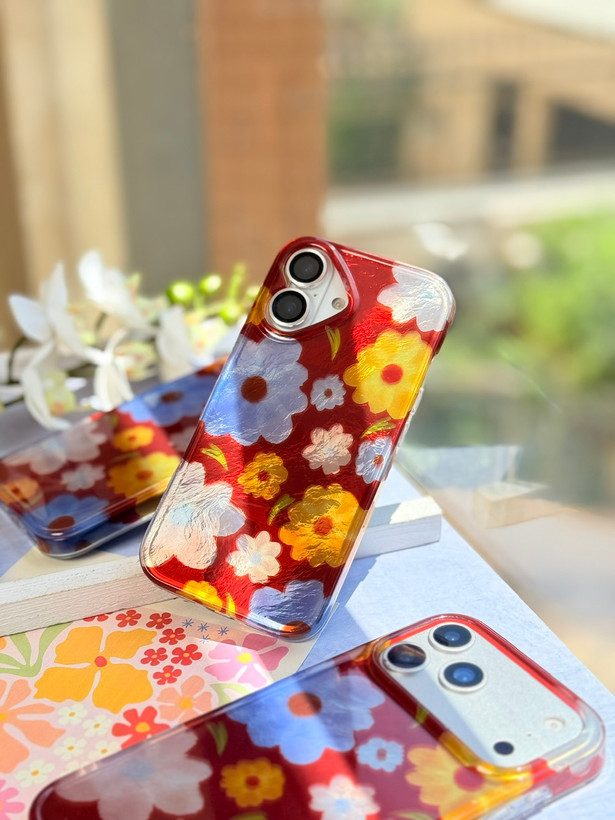 قاب کاور گارد گل قرمز و آبی flower red blue آیفون13 مشترک با آیفون14 / آیفون 13 / آیفون 14 / iphone13 / iphone14