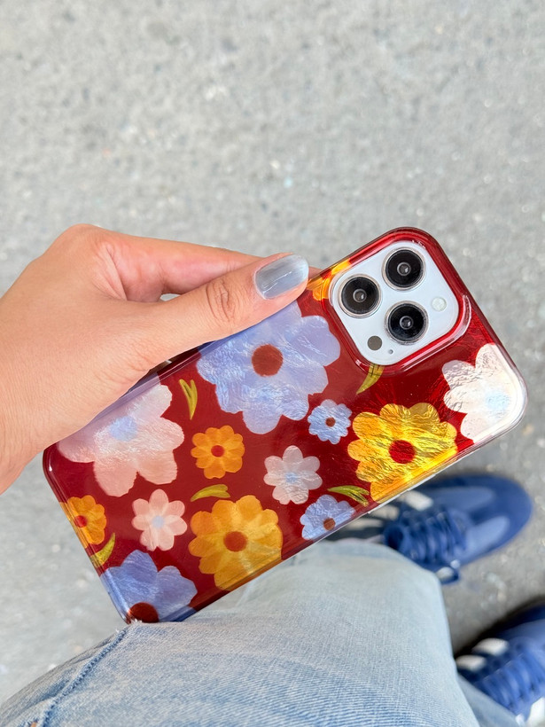 قاب کاور گارد گل قرمز و آبی flower red blue آیفون13 مشترک با آیفون14 / آیفون 13 / آیفون 14 / iphone13 / iphone14