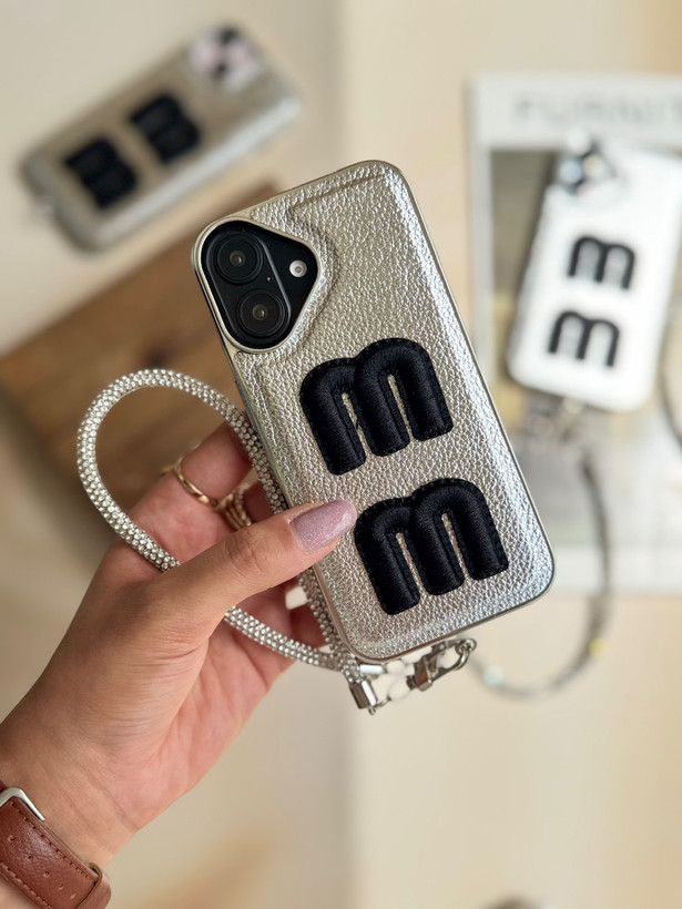 قاب کاور گارد Miu Miu با بند ژلاتینی فانتزی آیفون11پرومکس / آیفون 11پرومکس / iphone11promax / iphone 11promax